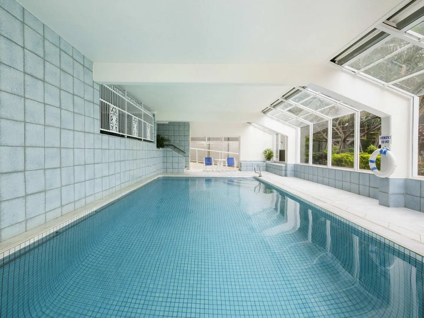 BreakFree Beachpoint Hallenbad