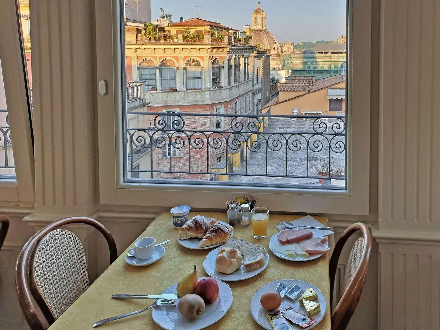 Hotel Bolivar Restaurant