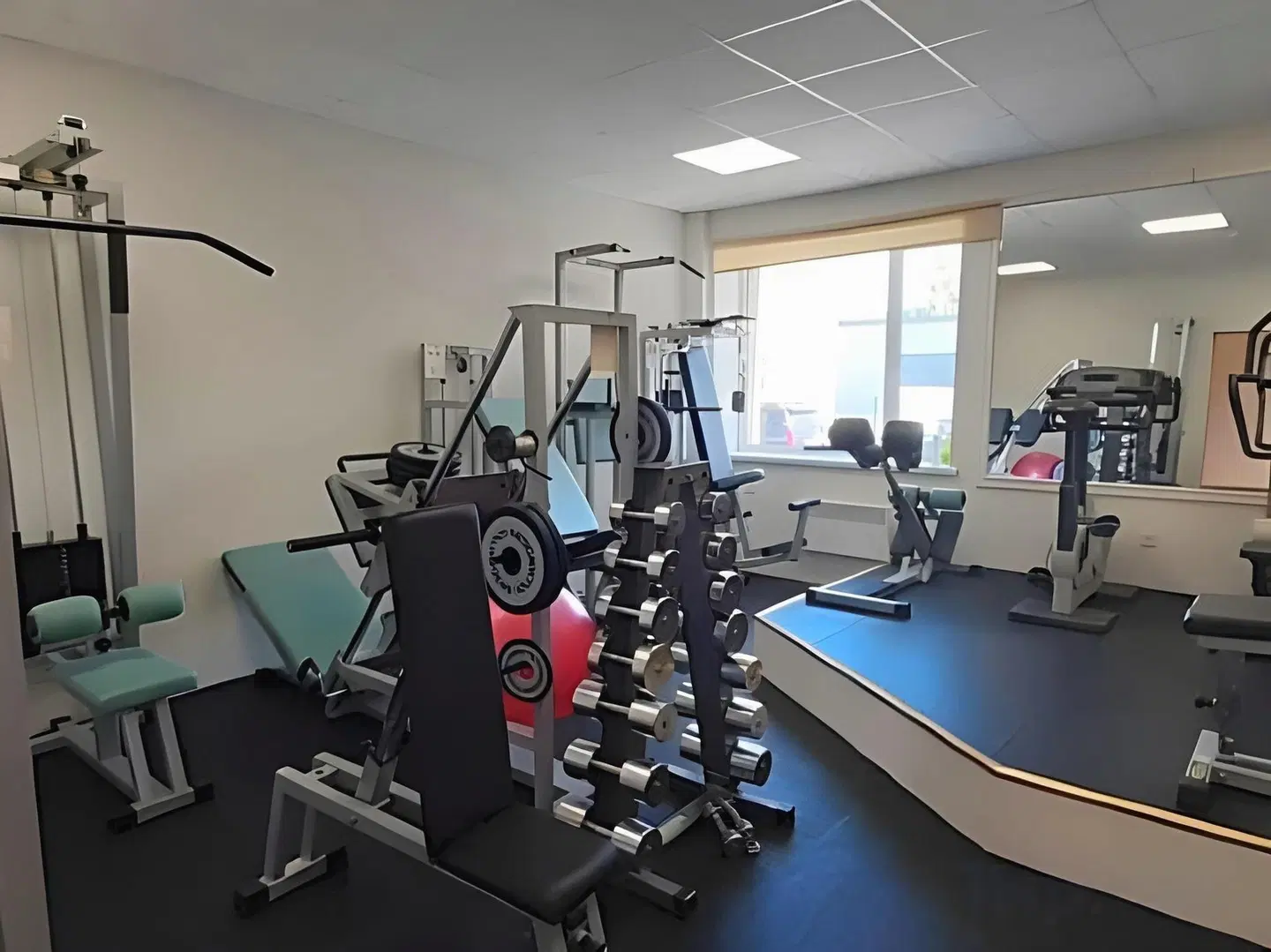 Sky High Hotel Airport SPORTS_AND_LEISURE