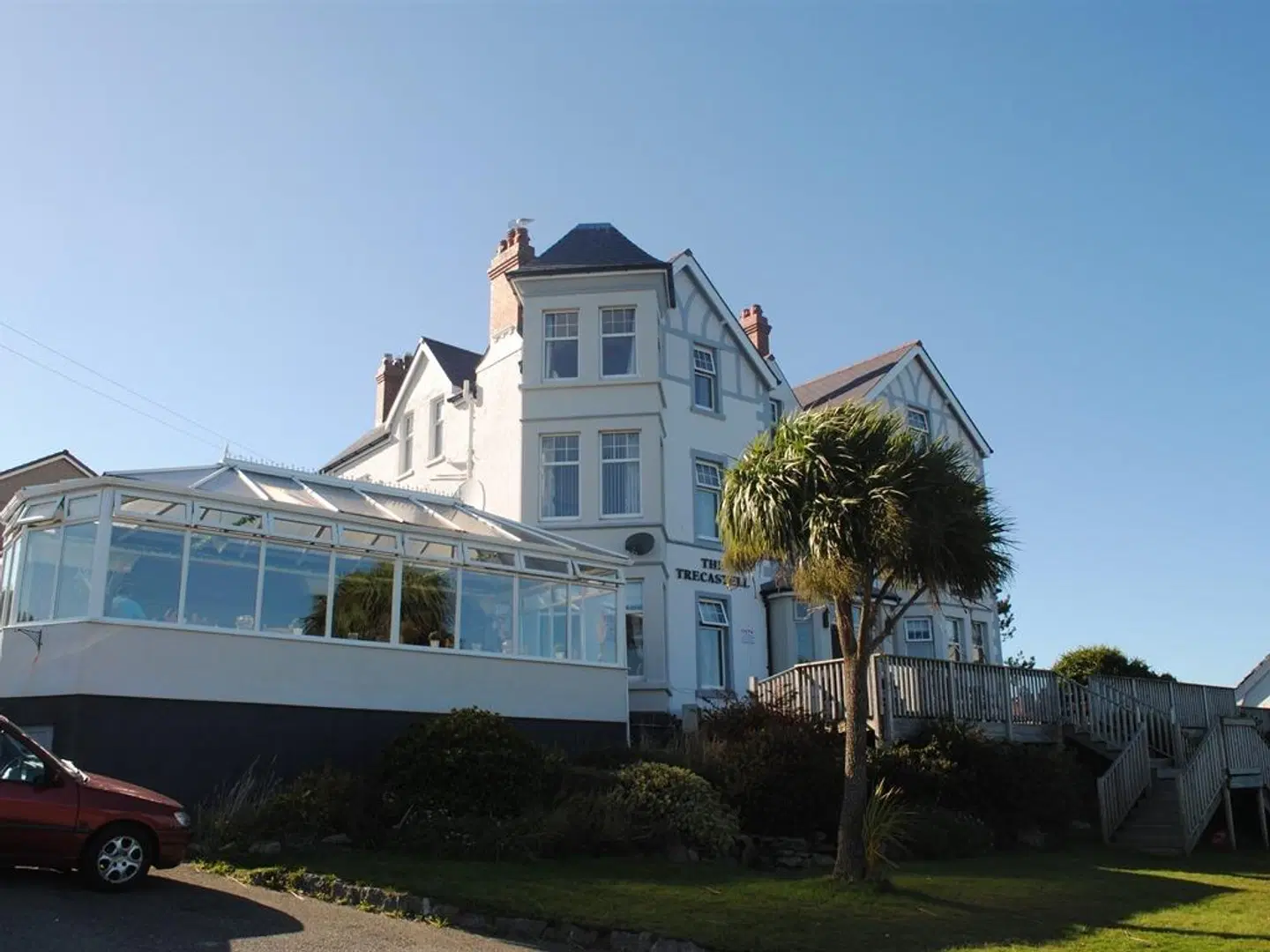 The Trecastell Hotel EXTERIOR