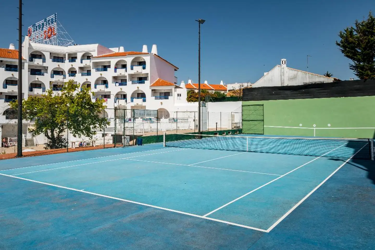 Tropical Sol OUTDOOR_POOL