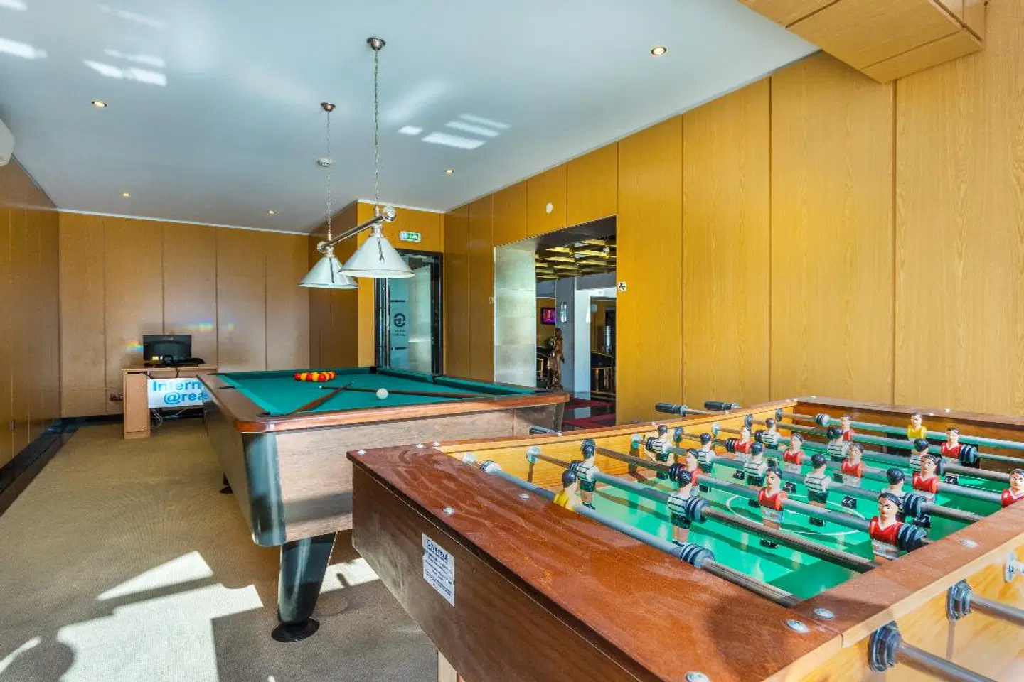 Tropical Sol SPORTS_AND_LEISURE