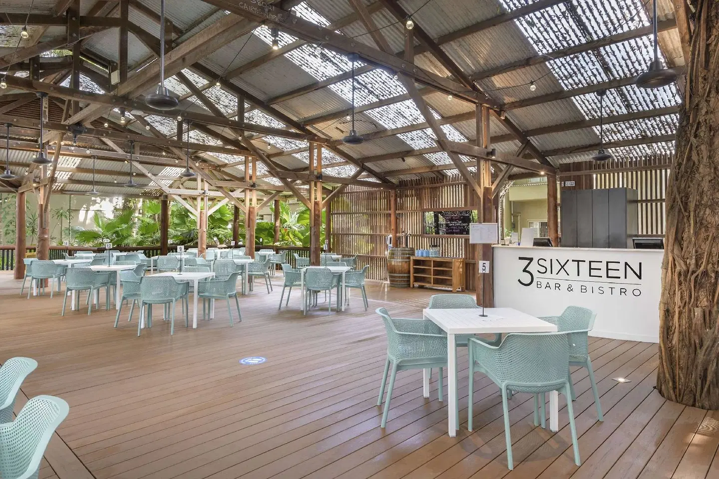 Ramada Resort by Wyndham Port Douglas Restaurant