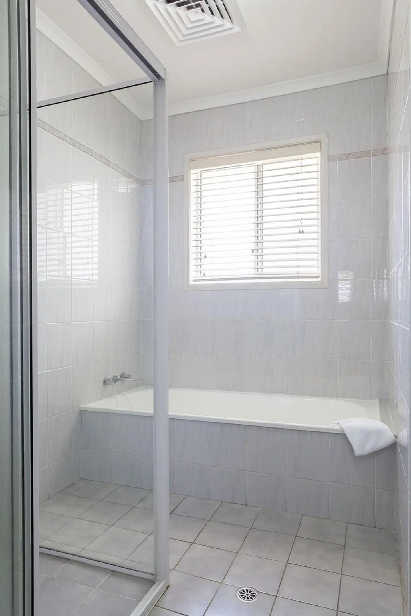 Opal Cove Resort Badezimmer