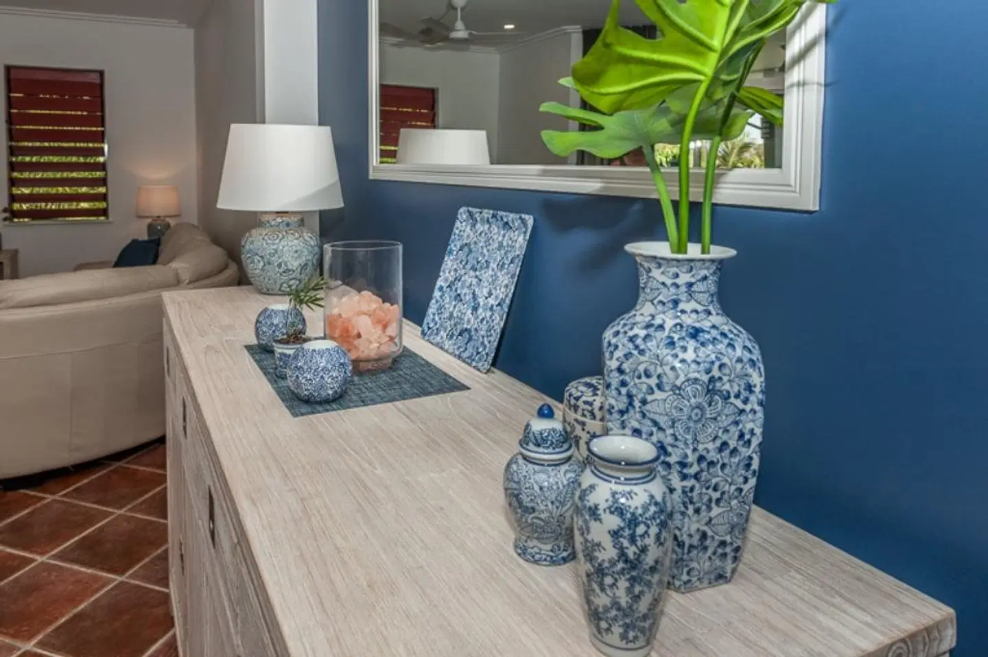 Oasis at Palm Cove LOUNGE_LOBBY