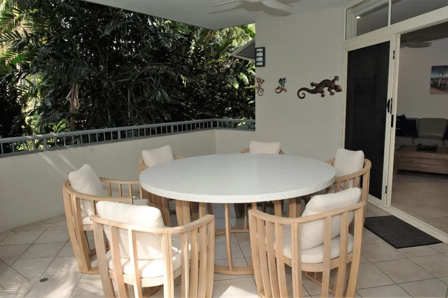Oasis at Palm Cove HEALTH_BEAUTY