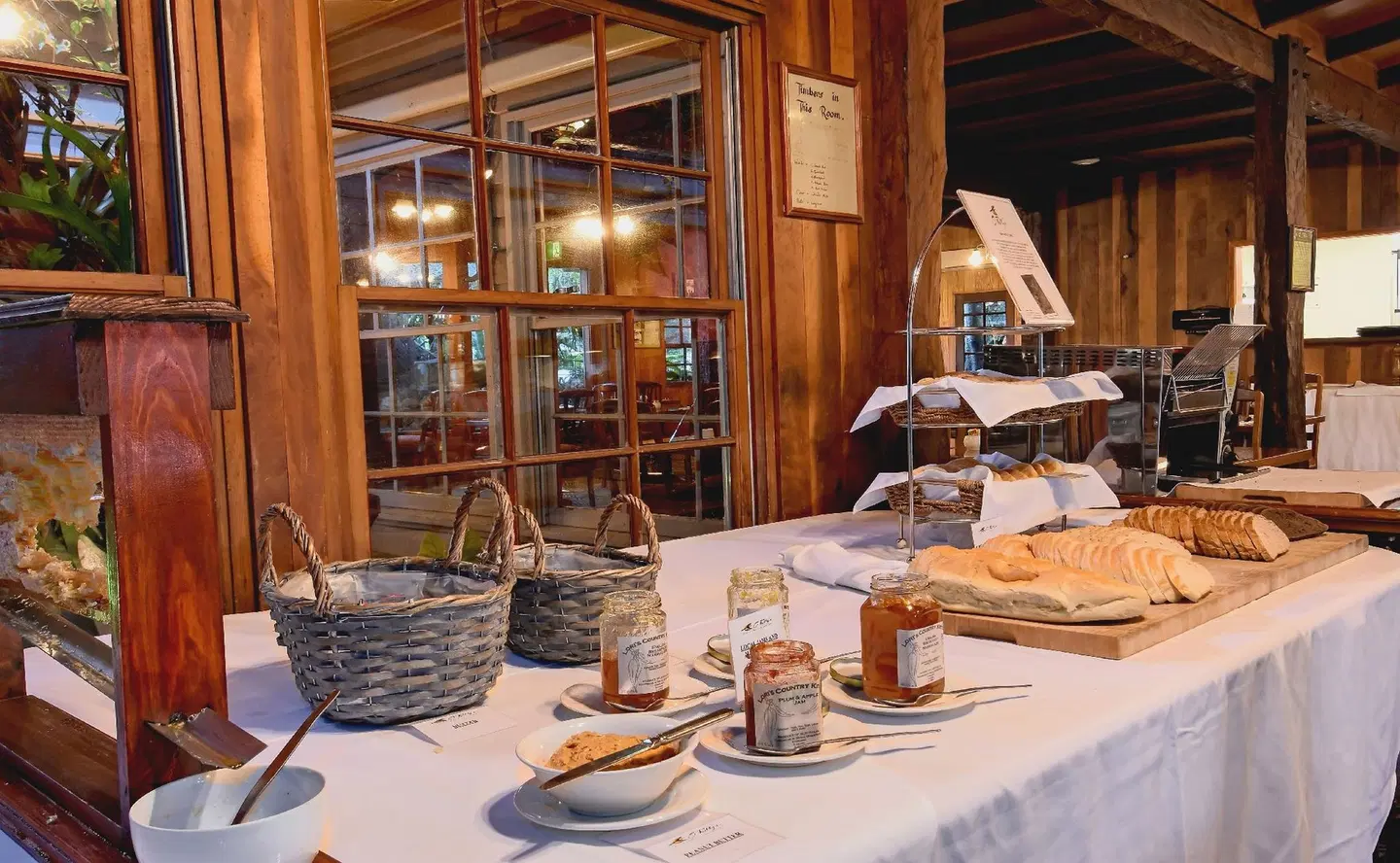 O'Reilly's Rainforest Retreat Restaurant