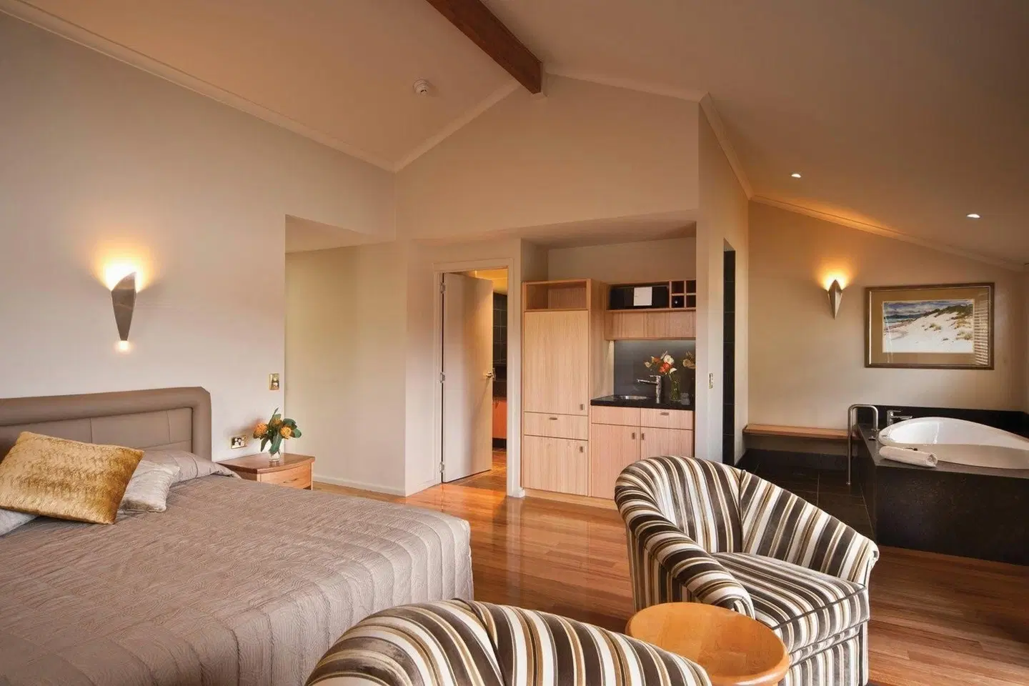 Freycinet Lodge ROOM_EXAMPLE