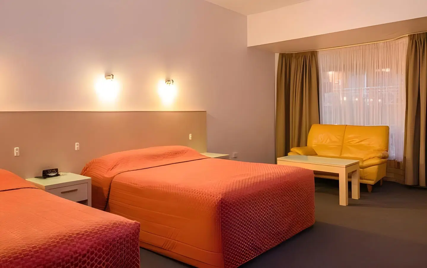 Mayfair Plaza Motel ROOM_EXAMPLE