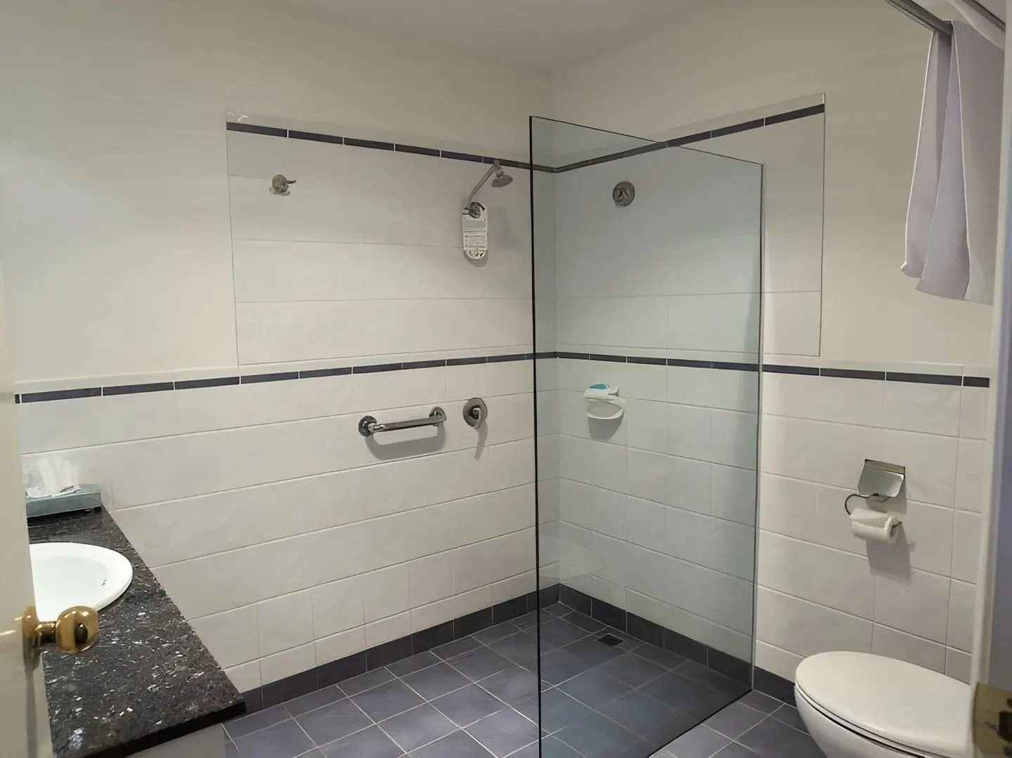 Mayfair Plaza Motel Badezimmer