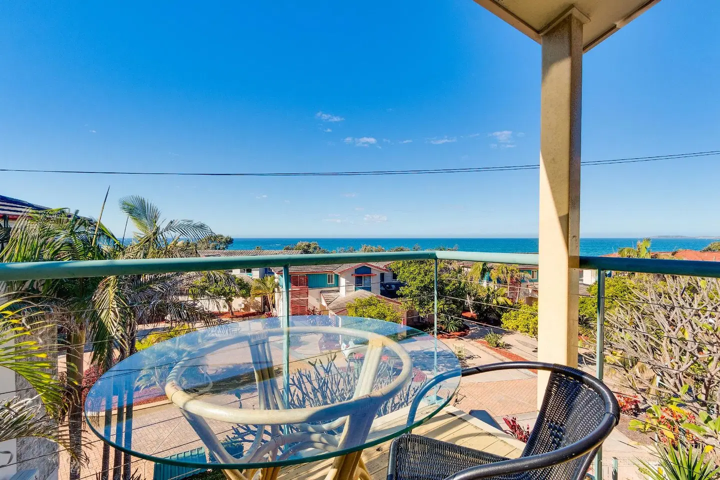 Aqualuna Beach Resort Terrasse