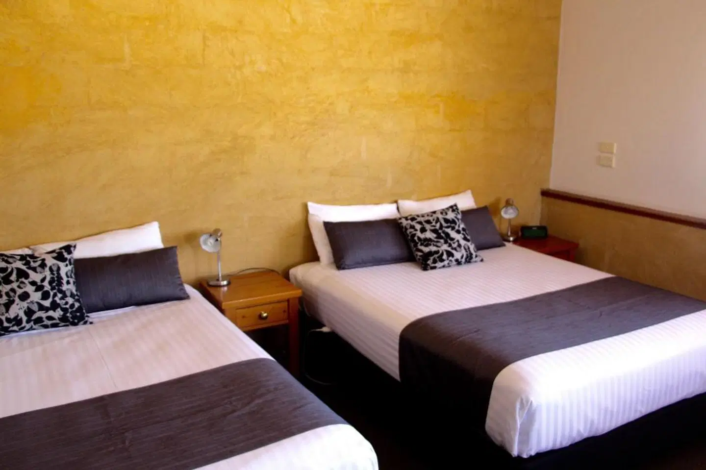 Prairie Hotel ROOM_EXAMPLE