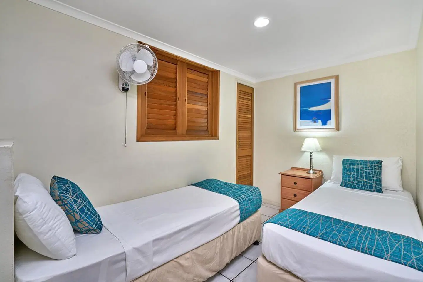Comfort Inn & Suites Trinity Beach Club ROOM_EXAMPLE