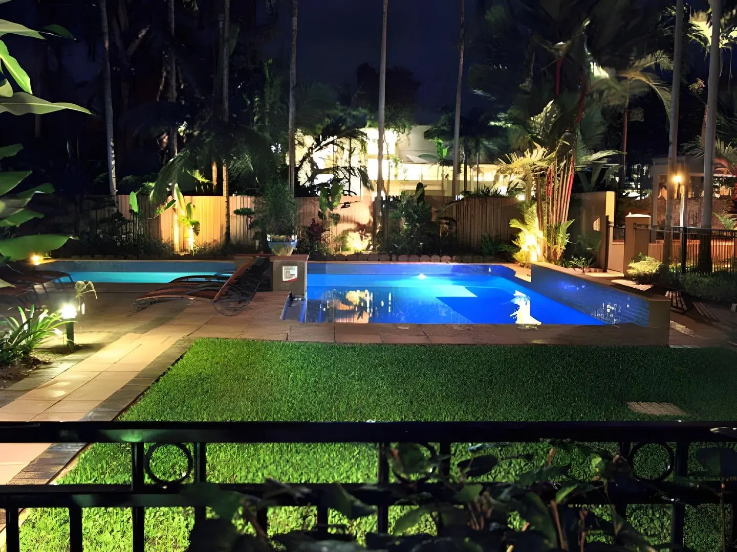Reef Club Resort EXTERIOR