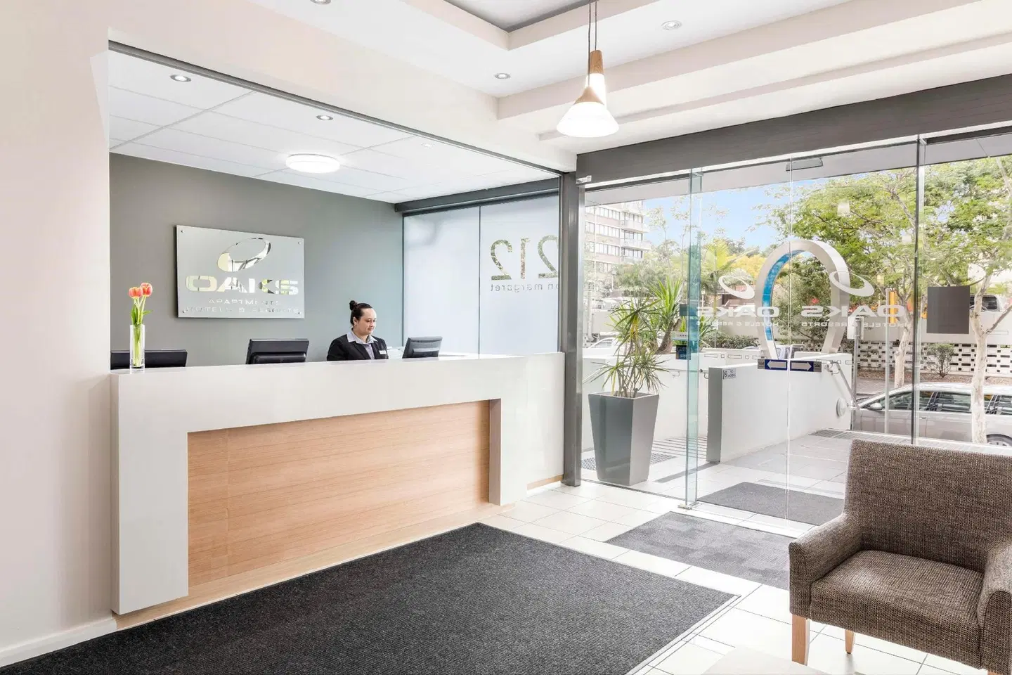 Oaks Brisbane on Margaret Suites LOUNGE_LOBBY