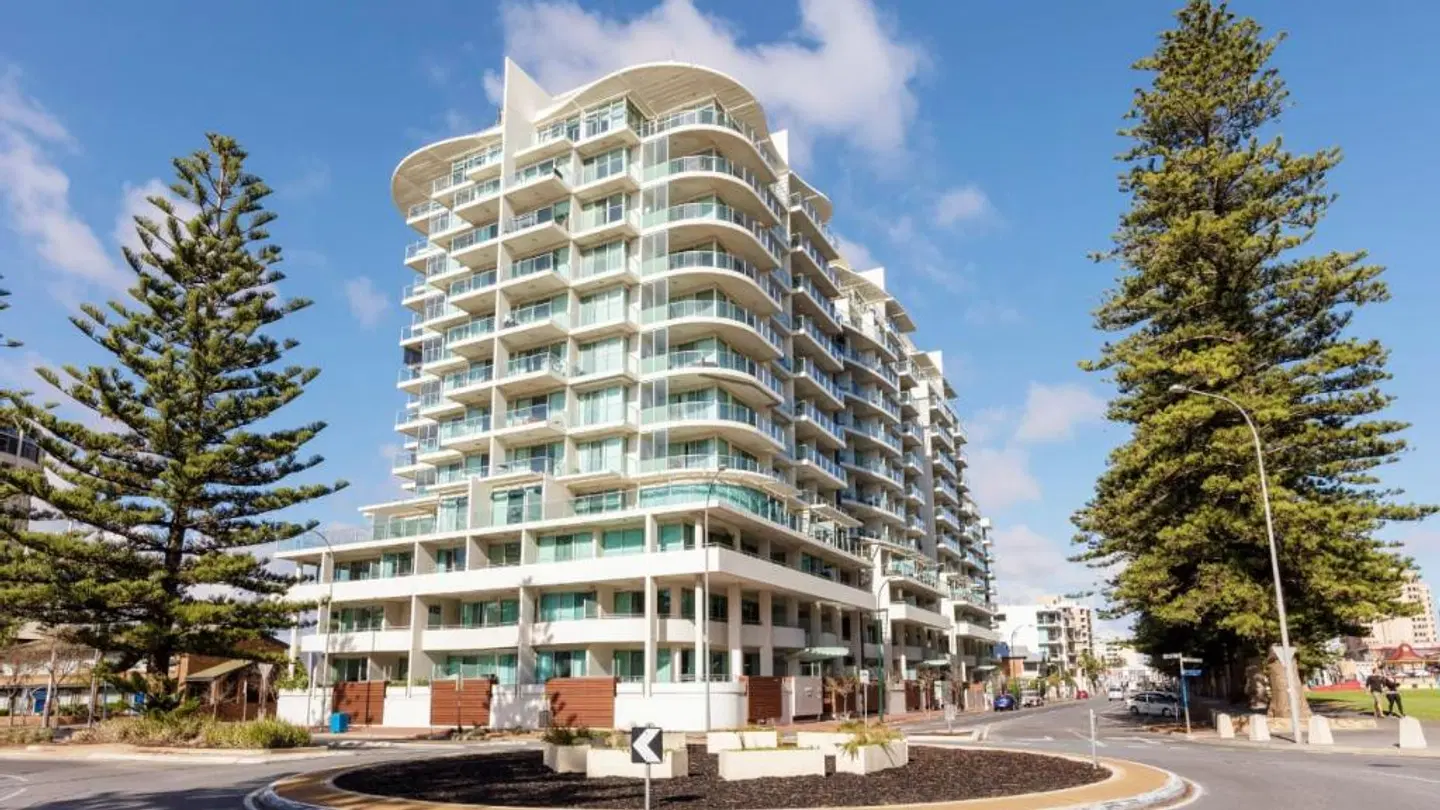Oaks Glenelg Liberty Suites EXTERIOR