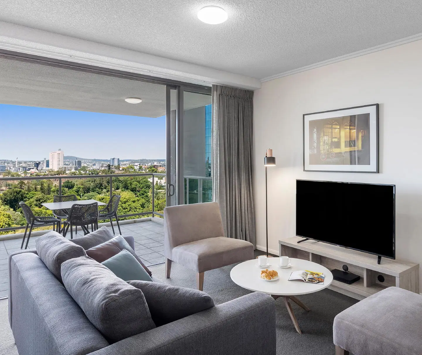 Oaks Brisbane on Margaret Suites ROOM_EXAMPLE