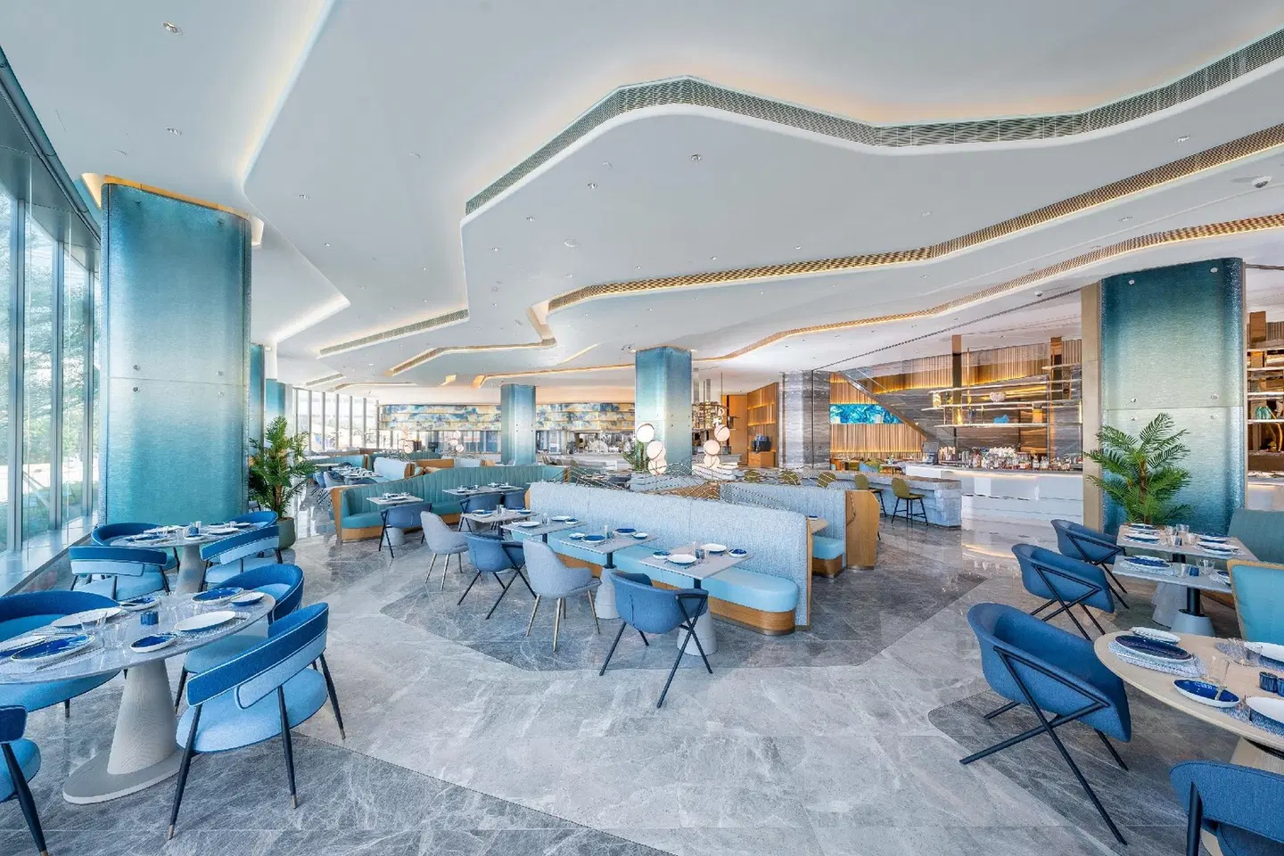 Regala Skycity Hotel Bar