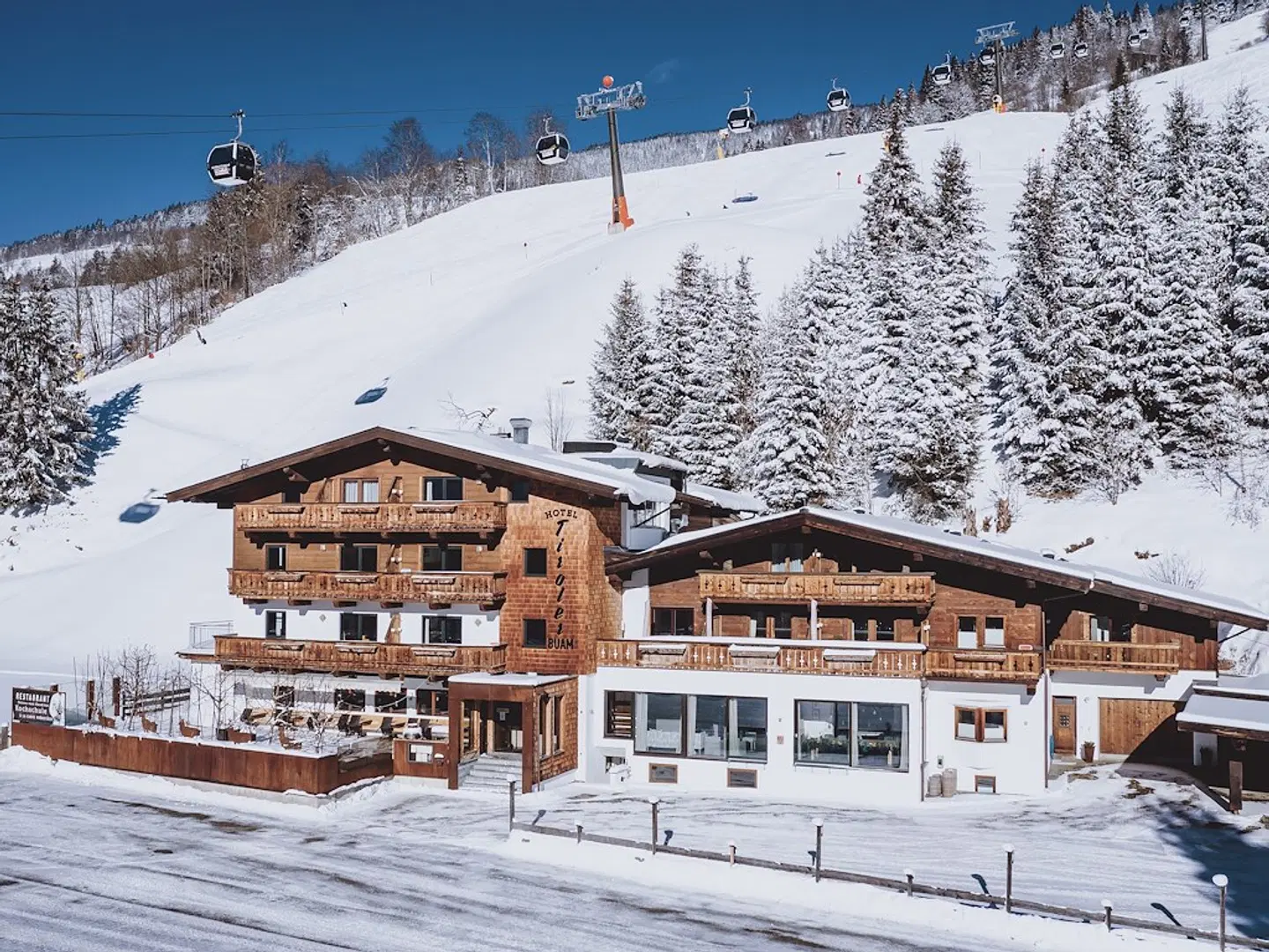 Hotel Tiroler Buam EXTERIOR