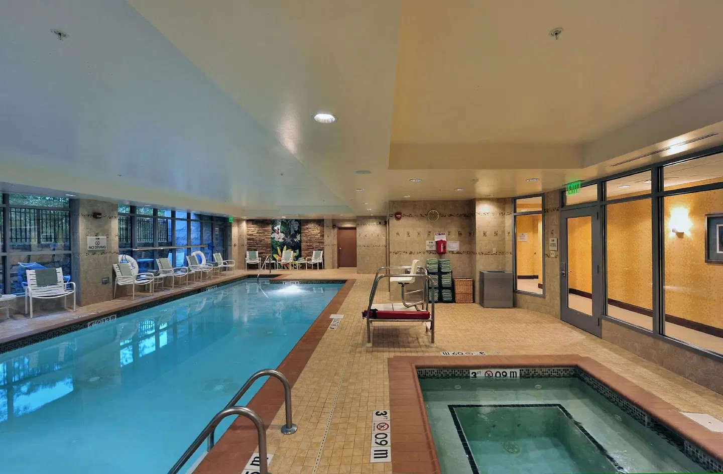 Hilton Garden Inn Rockville-Gaithersburg Hallenbad