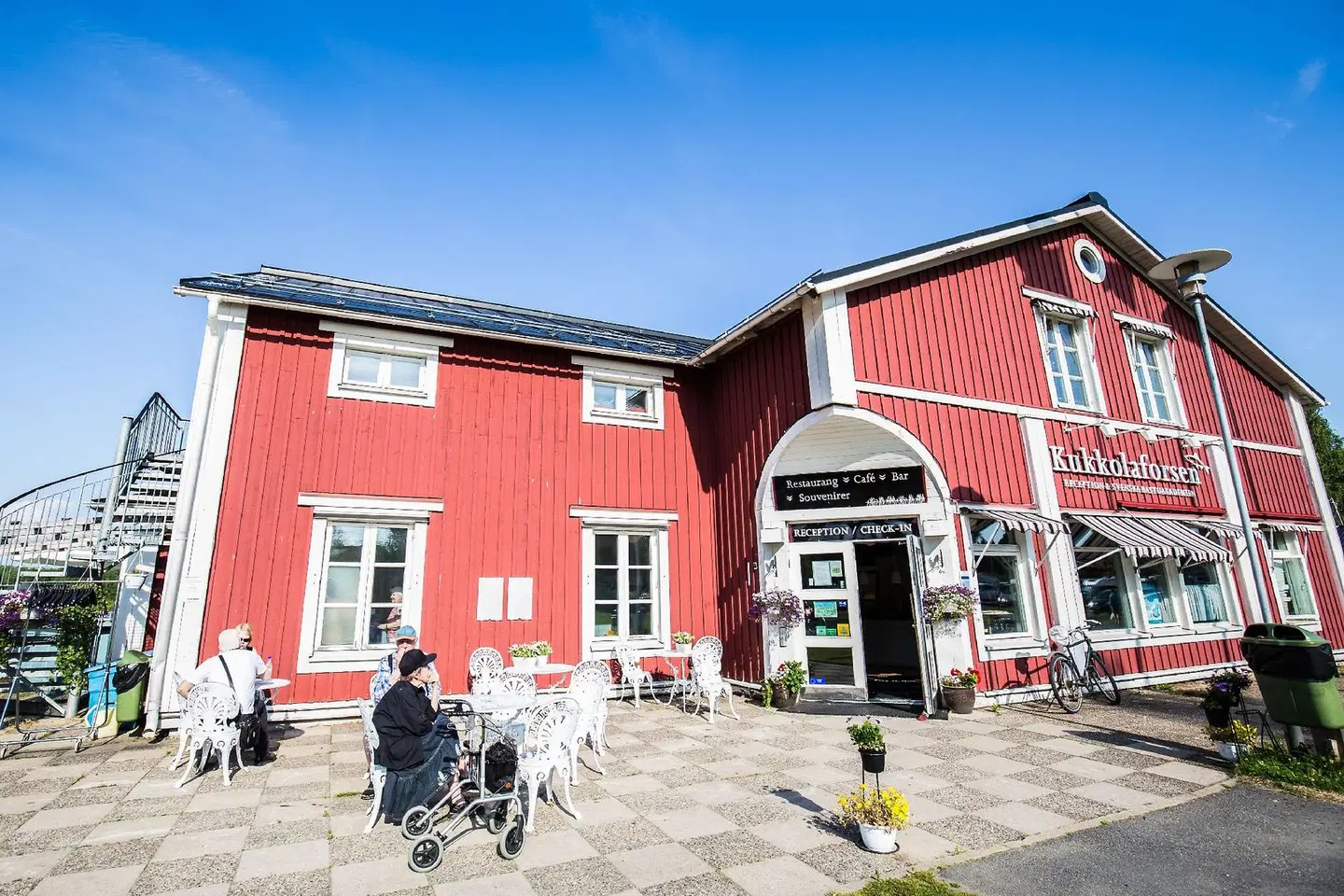 Kukkolaforsen Turist & Konferens EXTERIOR