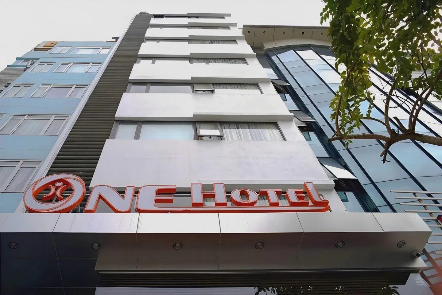 One Hotel EXTERIOR