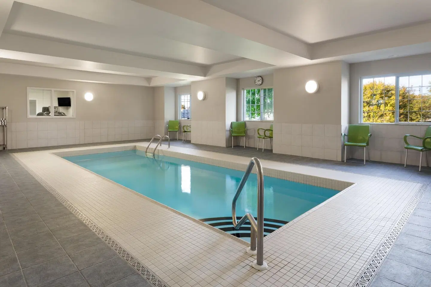 Microtel Inn & Suites by Wyndham Sault Ste. Marie Hallenbad