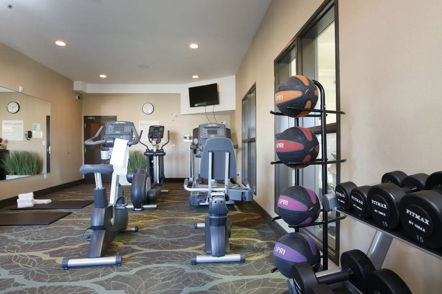 Holiday Inn Express Fort St John by IHG SPORTS_AND_LEISURE