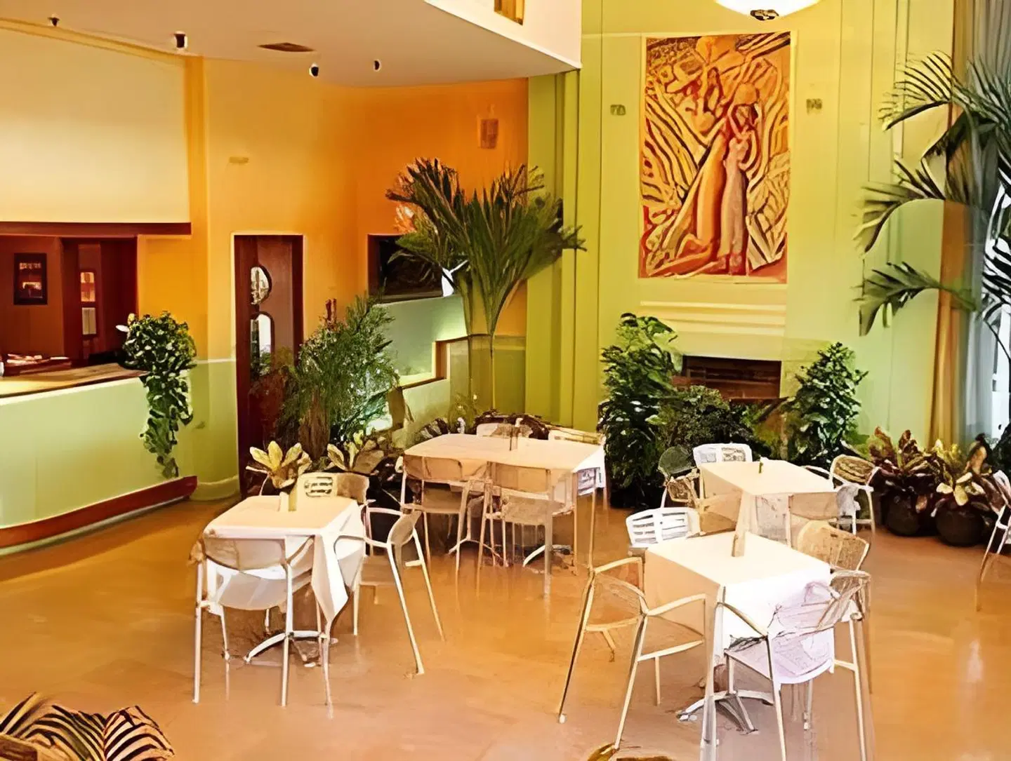 Colony Hotel Restaurant