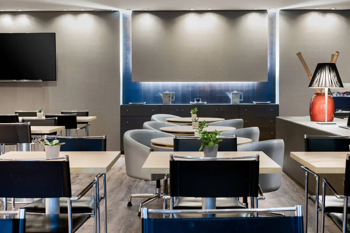 AC Hotel by Marriott Badajoz Konferenz