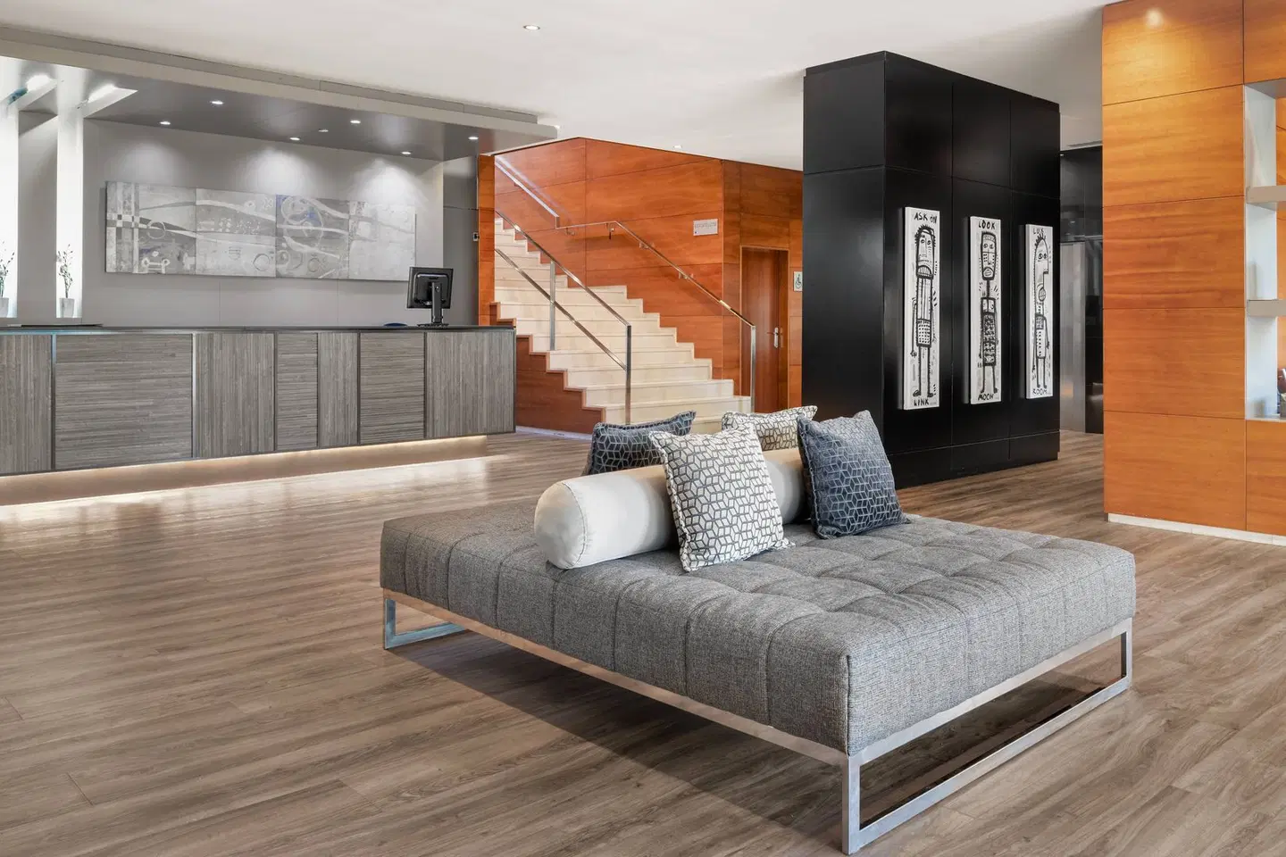 AC Hotel by Marriott Badajoz LOUNGE_LOBBY