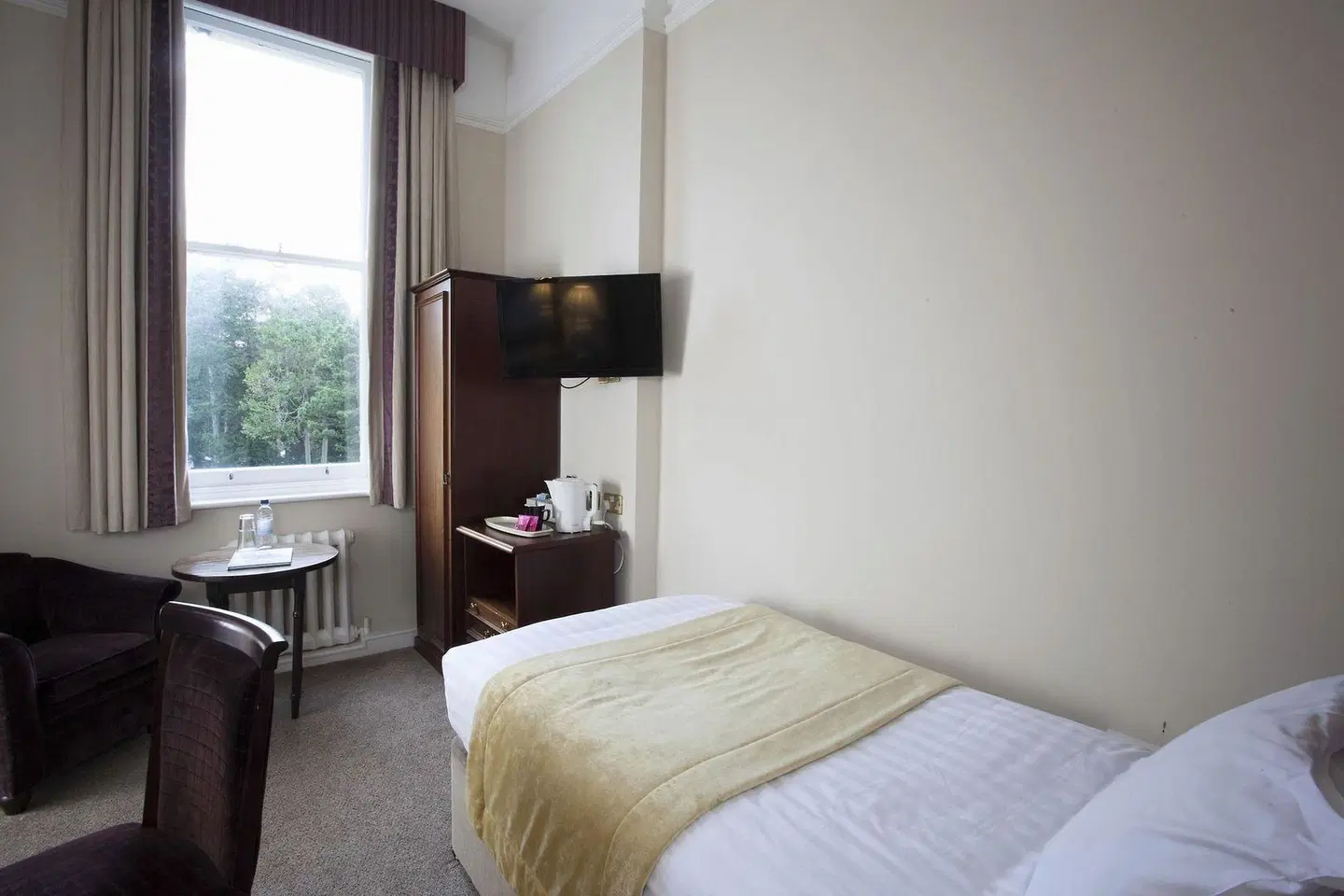 The Grand Hotel ROOM_EXAMPLE