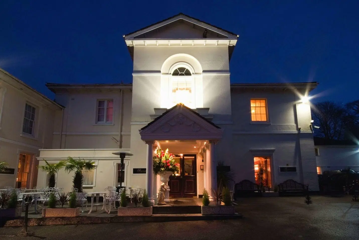 Penventon Park Hotel EXTERIOR