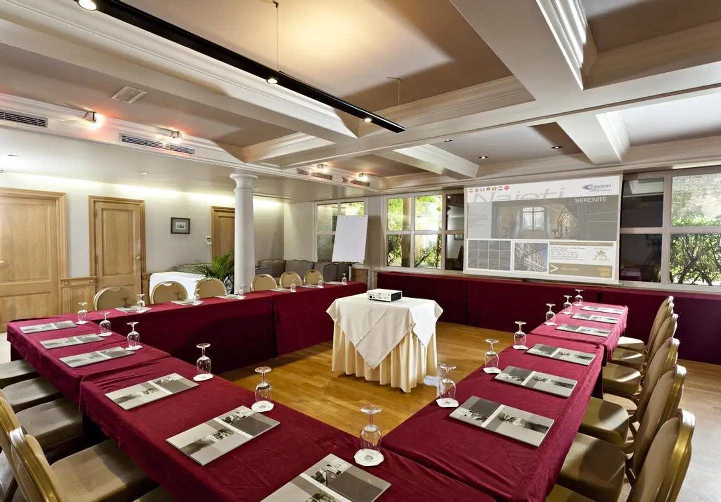 Hostellerie La Magnaneraie Konferenz