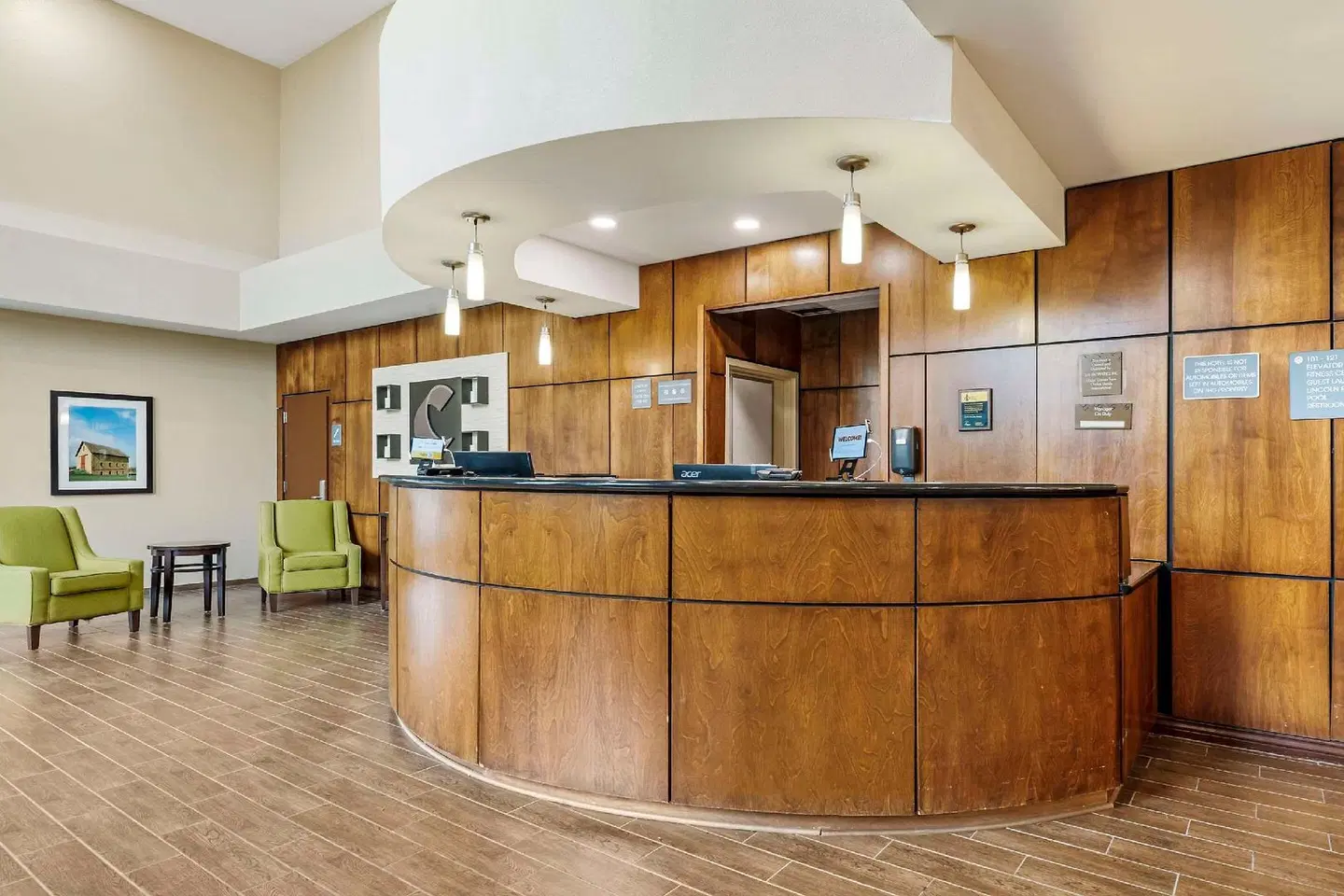 Comfort Suites East LOUNGE_LOBBY
