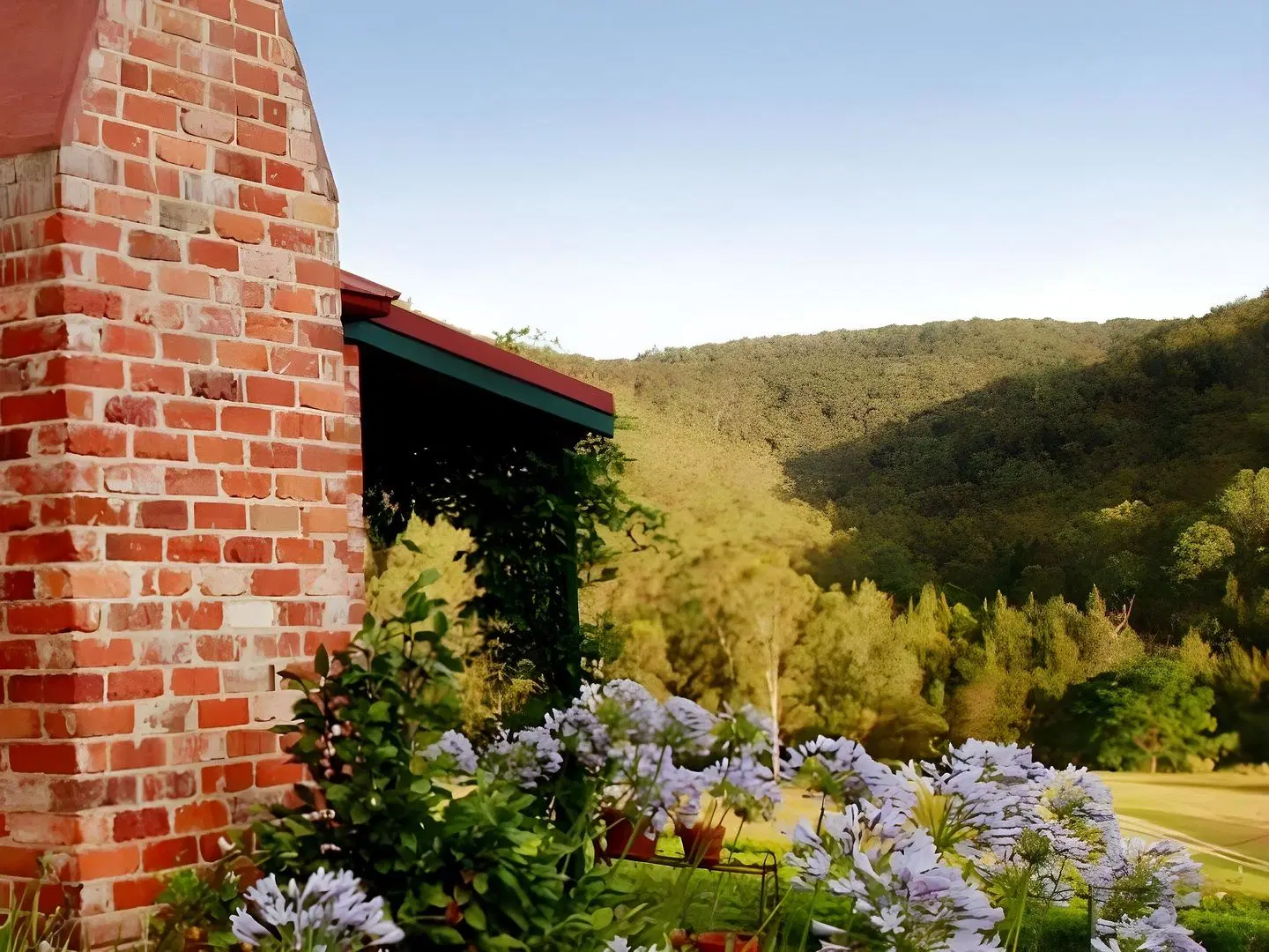 Cedar Creek Cottages LANDSCAPE