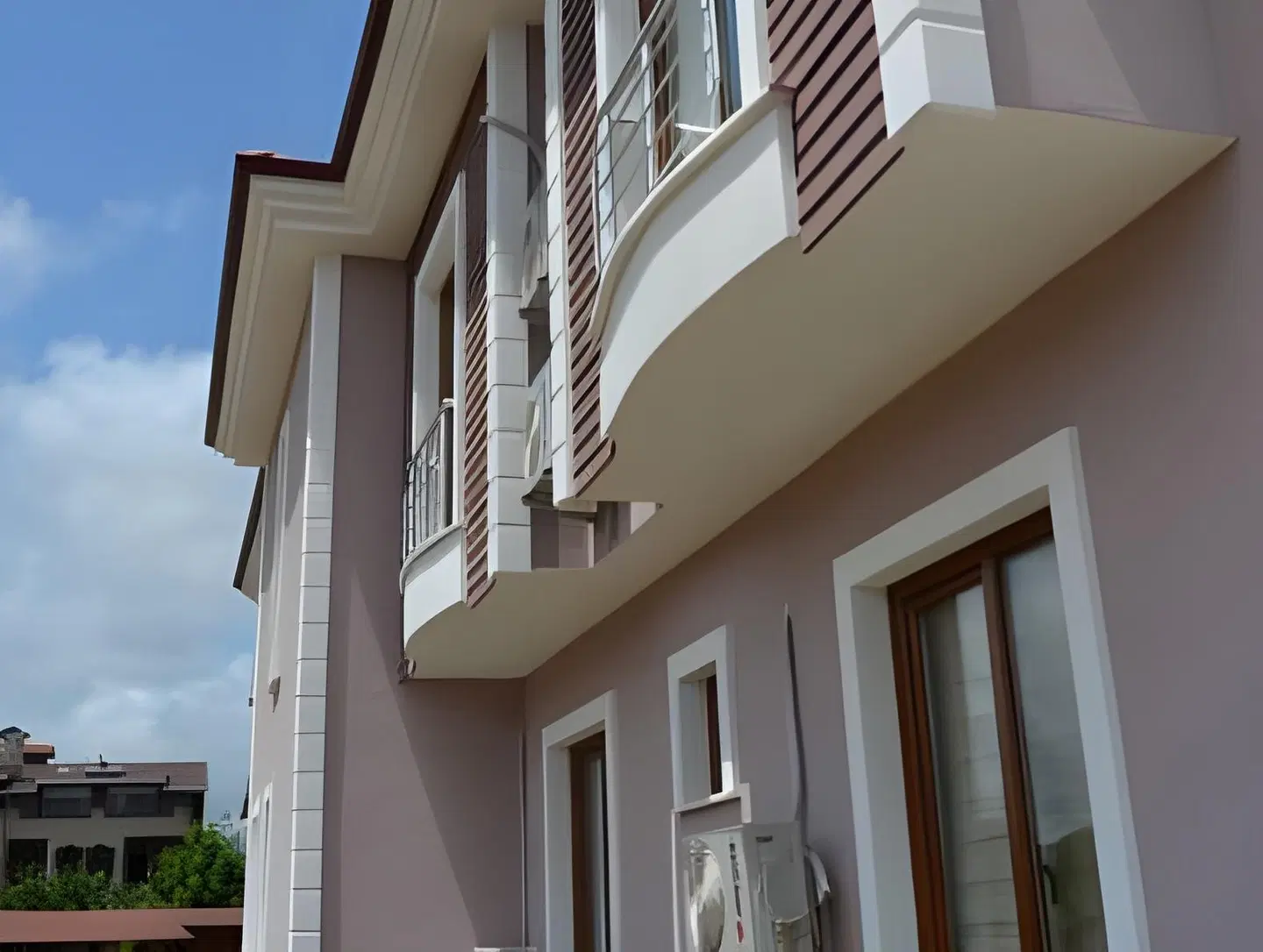 Sapphire Hotel EXTERIOR