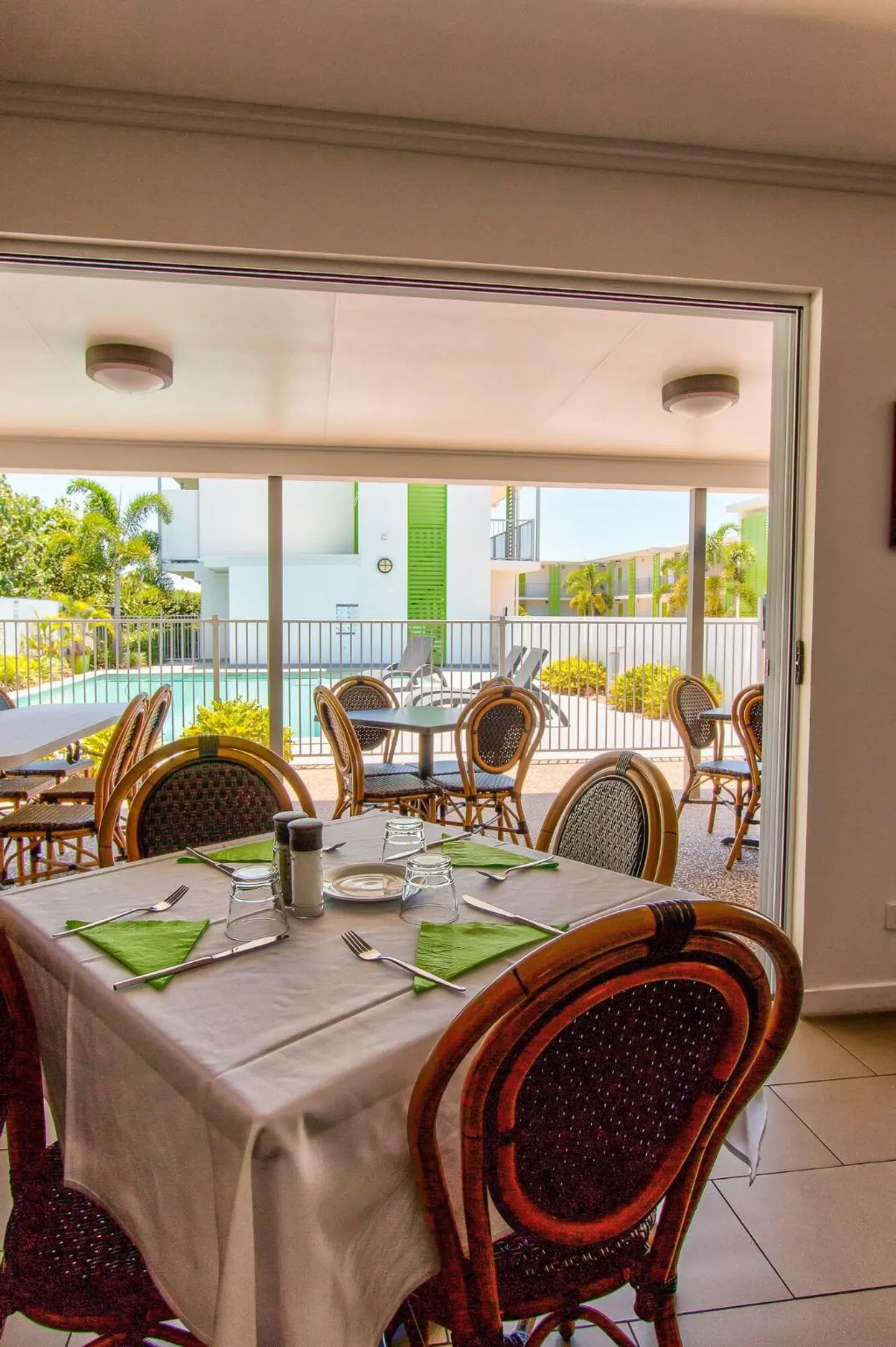 Potter's Oceanside Motel Restaurant