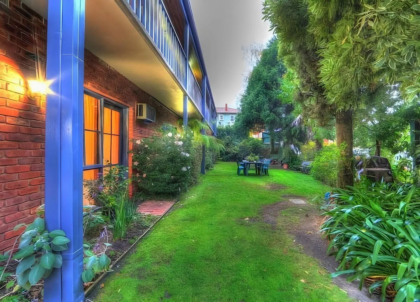 Armour Motor Inn Garten