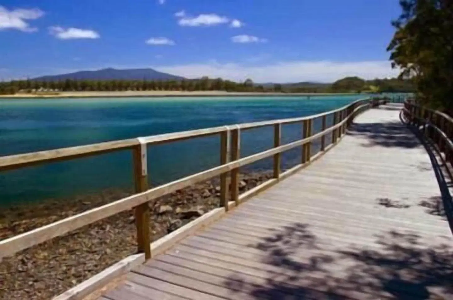 Mystery Bay Cottages LANDSCAPE