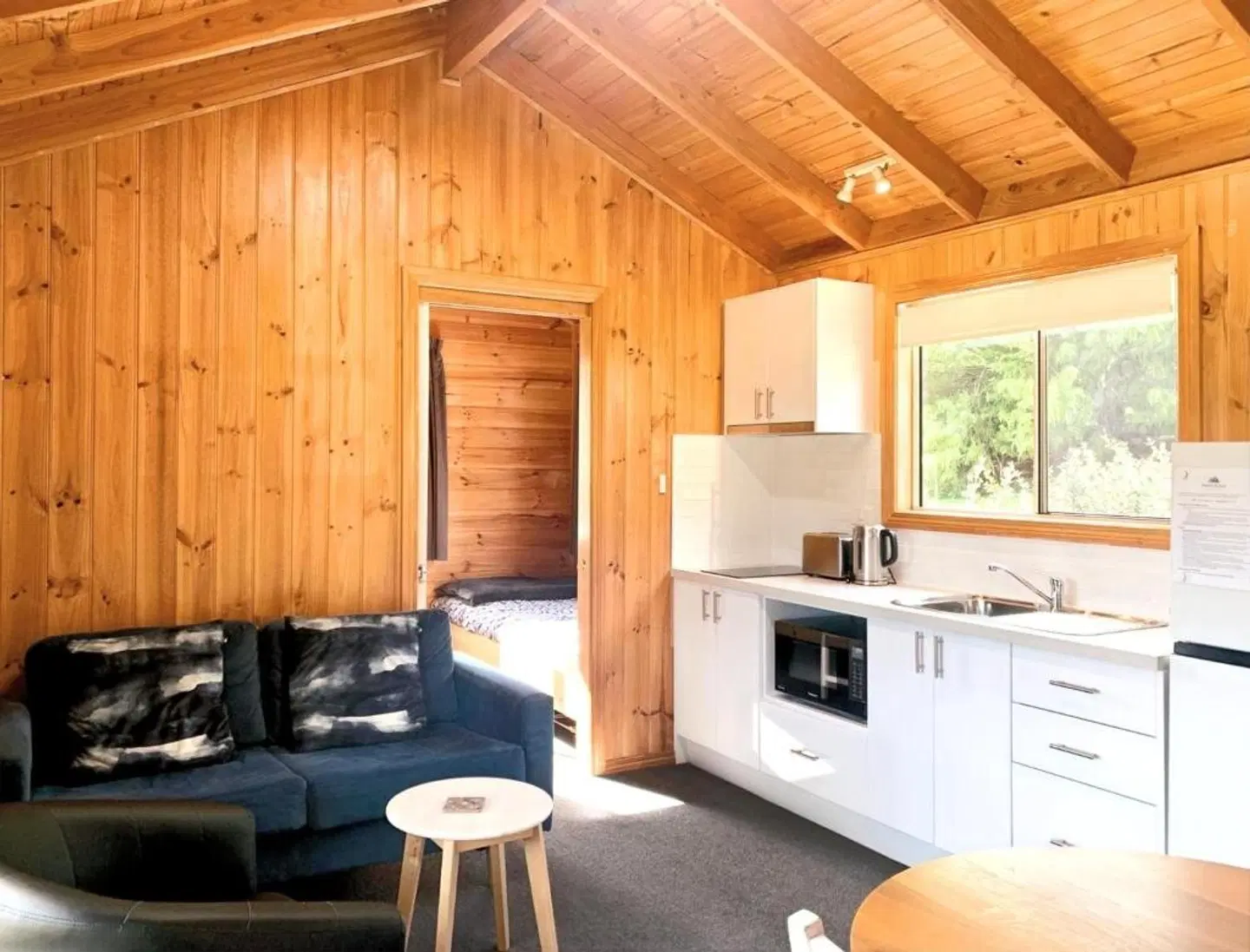 Maydena Mountain Cabins ROOM_EXAMPLE