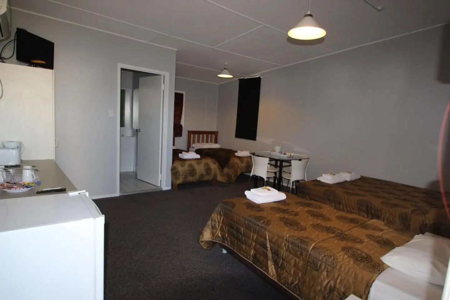 Ned Kelly's Motel ROOM_EXAMPLE