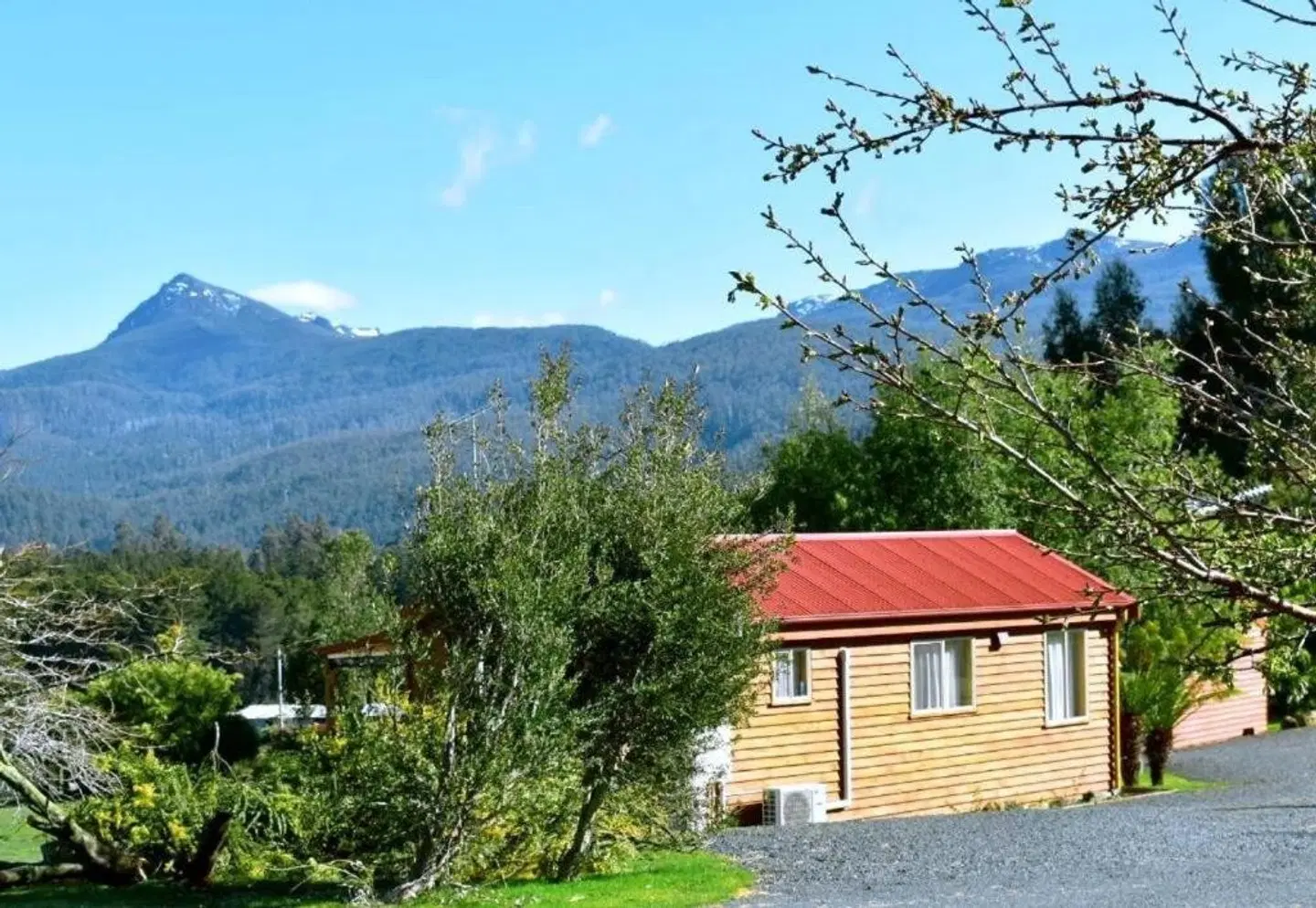 Maydena Mountain Cabins EXTERIOR