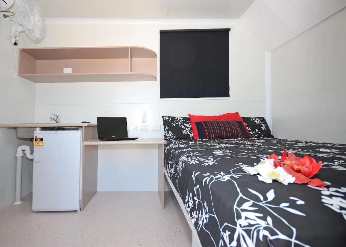 Ned Kelly's Motel ROOM_EXAMPLE
