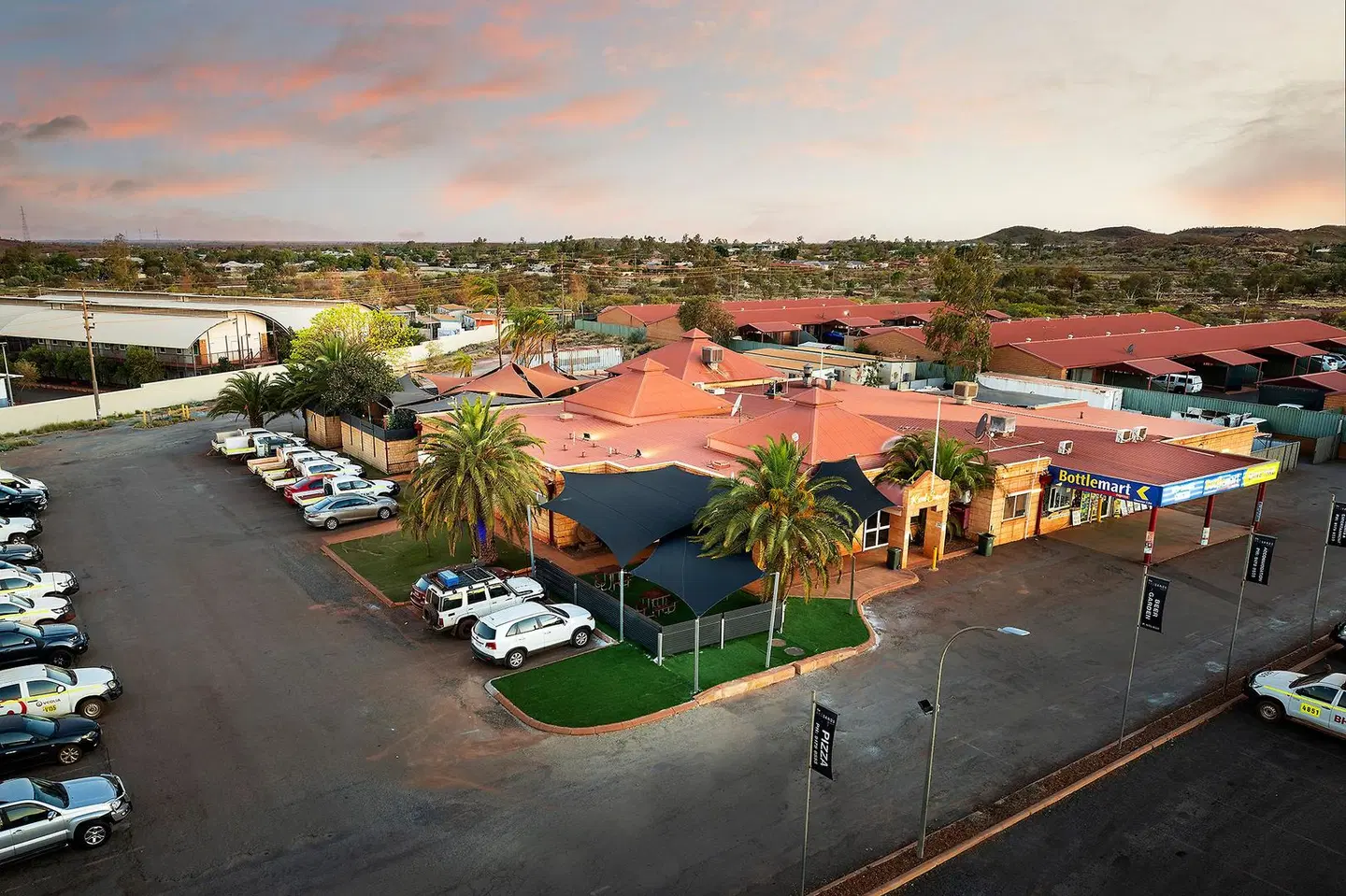 Red Sands Accommodation Newman Terrasse