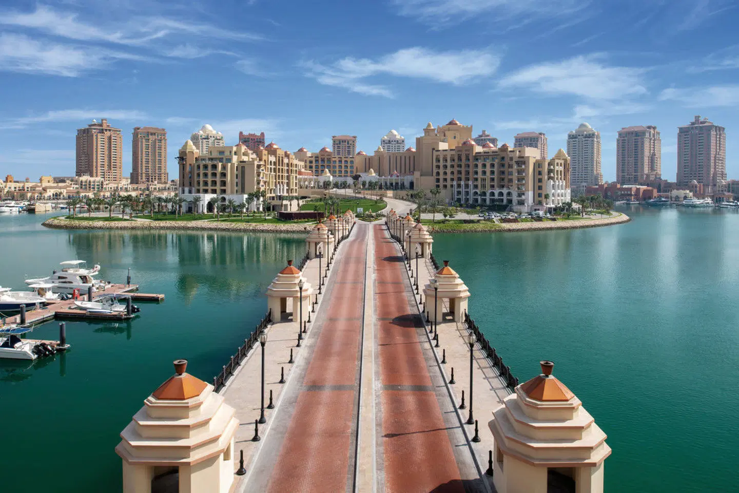 The St. Regis Marsa Arabia Island, The Pearl Qatar Terrasse