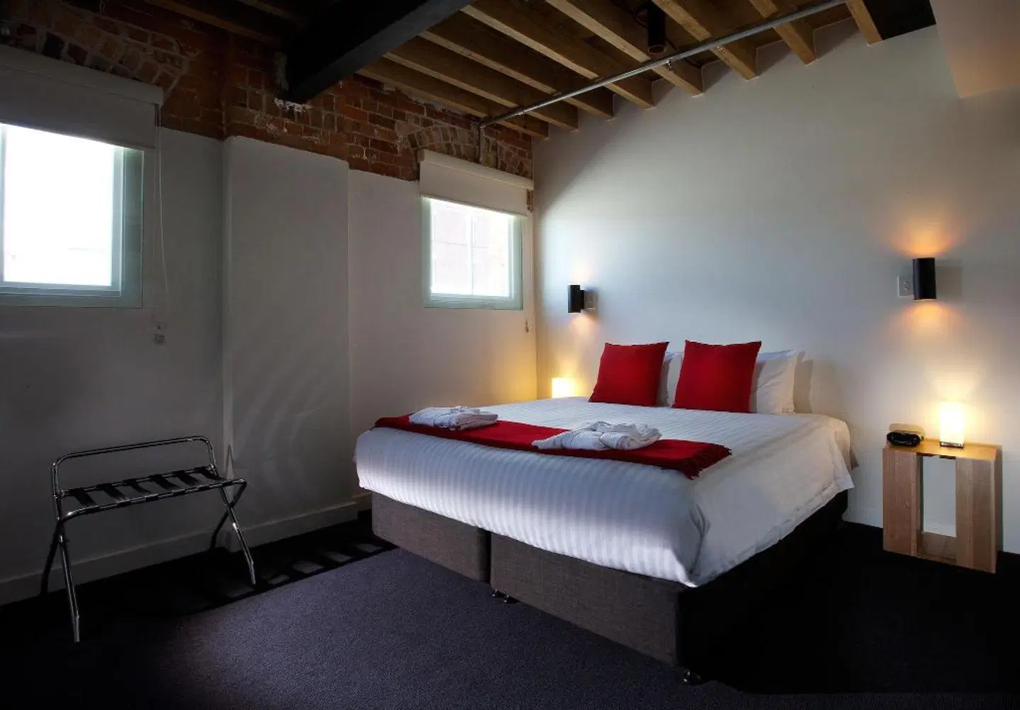 Sullivans Cove Apartments ROOM_EXAMPLE