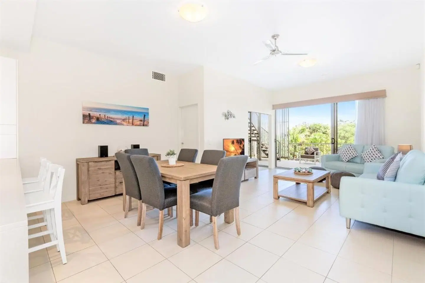 Drift Apartments - Tweed Coast Holidays ® LOUNGE_LOBBY