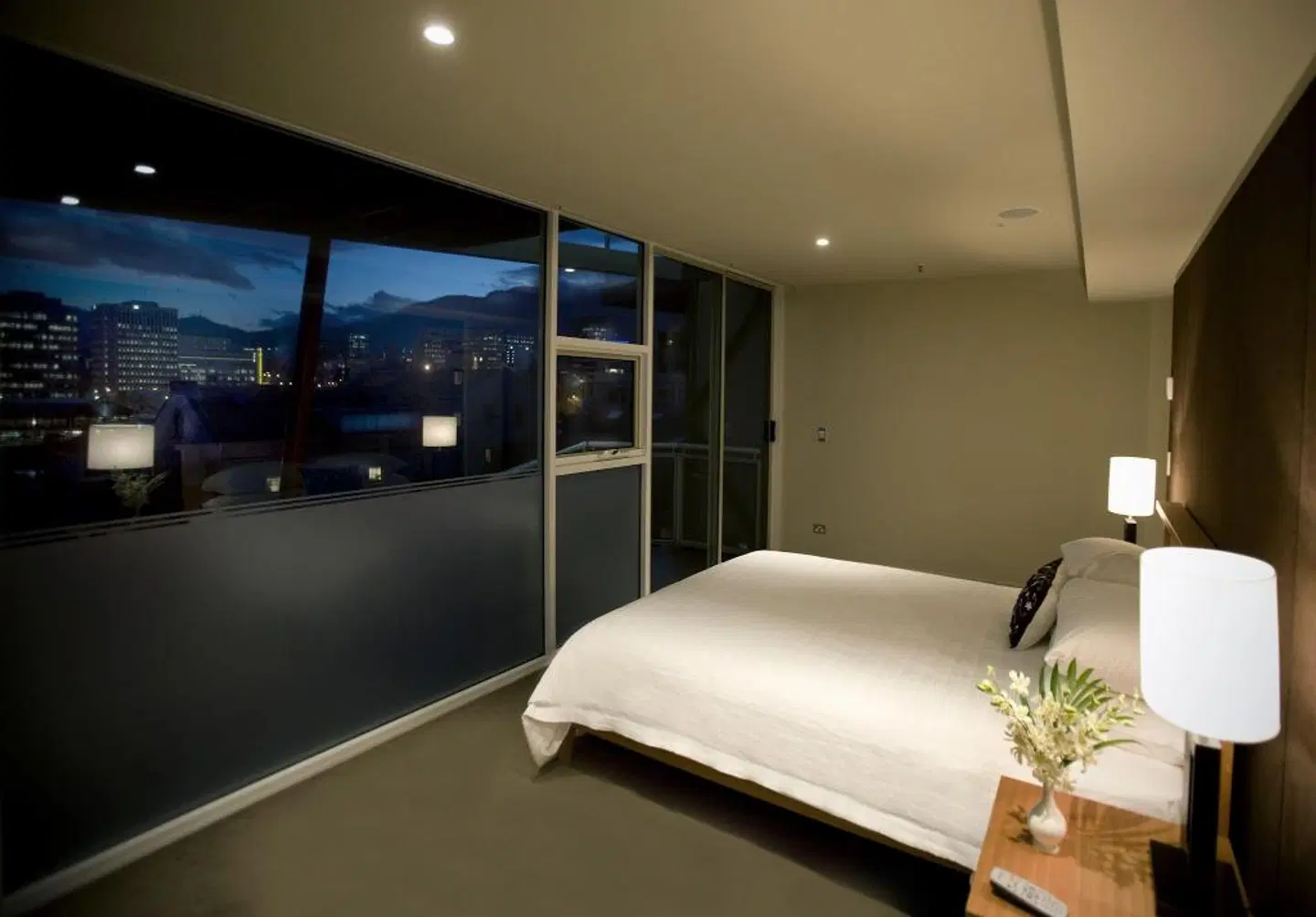 Sullivans Cove Apartments ROOM_EXAMPLE