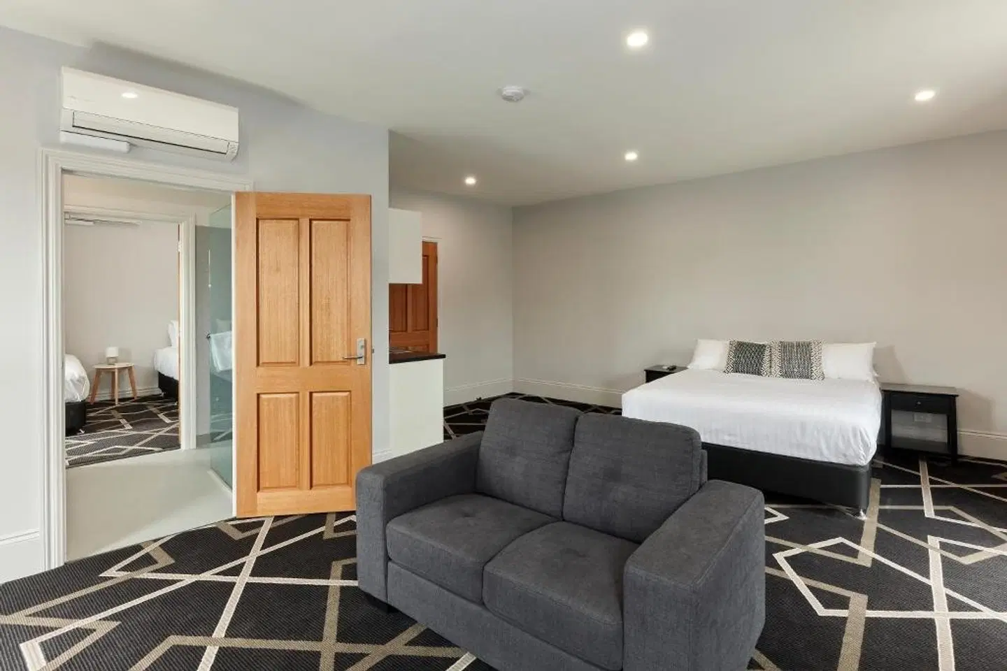 Sports Garden Hotel ROOM_EXAMPLE